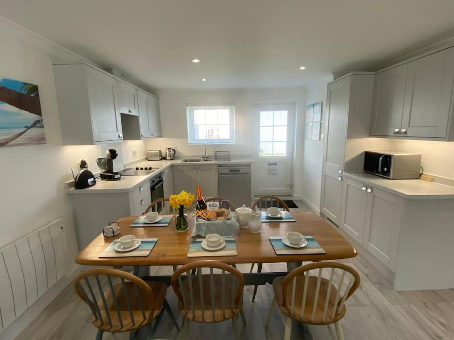 Surf'S Up! Perfect Base For Holidays Or Work In Cornwall St Columb Major Buitenkant foto